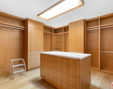1001 Hanover Drive - Photo Thumbnail 26