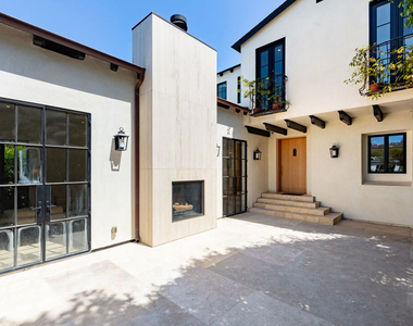 1001 Hanover Drive - Photo Thumbnail 2