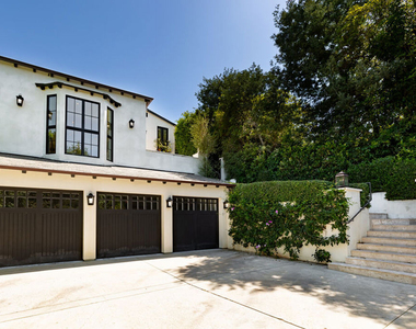 1001 Hanover Drive - Photo Thumbnail 1