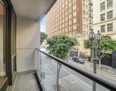 460 S Spring Street - Photo Thumbnail 22