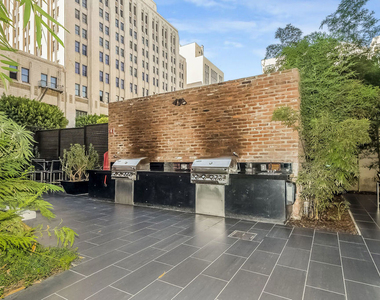 460 S Spring Street - Photo Thumbnail 31
