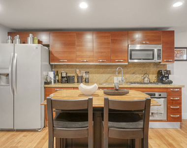 460 S Spring Street - Photo Thumbnail 18
