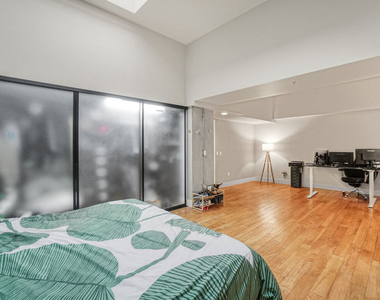 460 S Spring Street - Photo Thumbnail 15