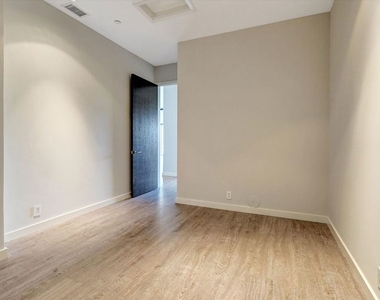 3850 Rambla Orienta - Photo Thumbnail 54