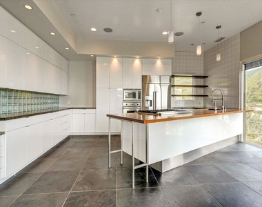 3850 Rambla Orienta - Photo Thumbnail 13