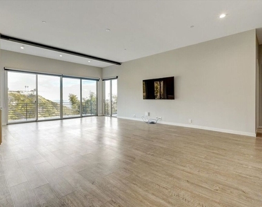 3850 Rambla Orienta - Photo Thumbnail 44