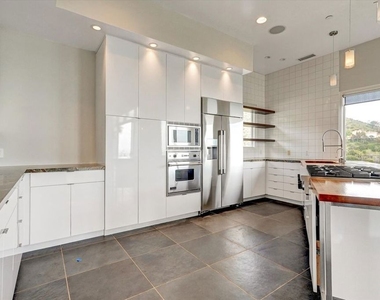 3850 Rambla Orienta - Photo Thumbnail 14