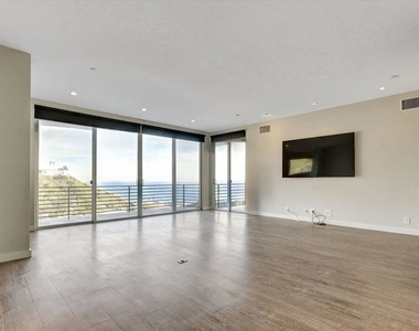 3850 Rambla Orienta - Photo Thumbnail 28