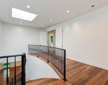 2890 Forrester Drive - Photo Thumbnail 17