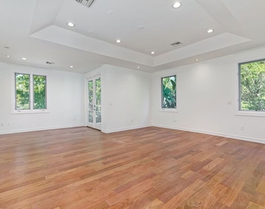 2890 Forrester Drive - Photo Thumbnail 19