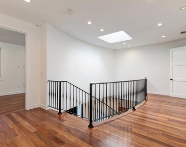 2890 Forrester Drive - Photo Thumbnail 18