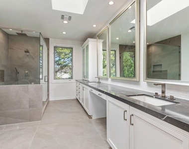 2890 Forrester Drive - Photo Thumbnail 21