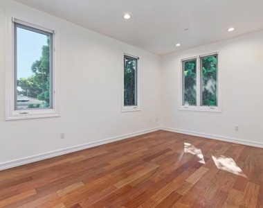 2890 Forrester Drive - Photo Thumbnail 30