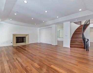 2890 Forrester Drive - Photo Thumbnail 8