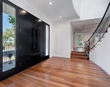 2890 Forrester Drive - Photo Thumbnail 4