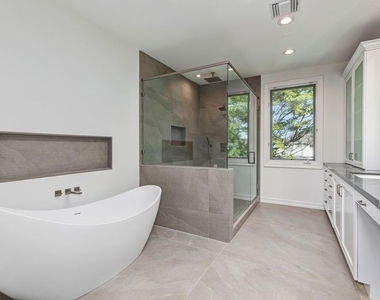 2890 Forrester Drive - Photo Thumbnail 22