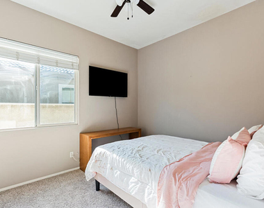 49418 Wayne Street - Photo Thumbnail 12