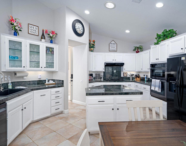 67613 Cielo Court - Photo Thumbnail 7