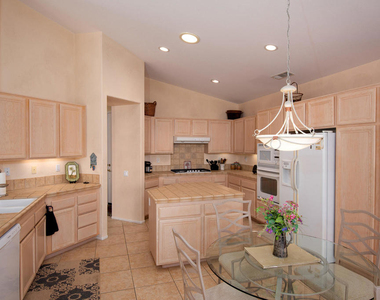 67550 S Laguna Drive - Photo Thumbnail 7