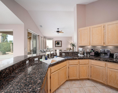 29631 W Trancas Drive - Photo Thumbnail 11