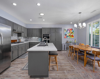 29578 W Laguna Drive - Photo Thumbnail 12