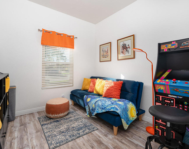 29578 W Laguna Drive - Photo Thumbnail 30