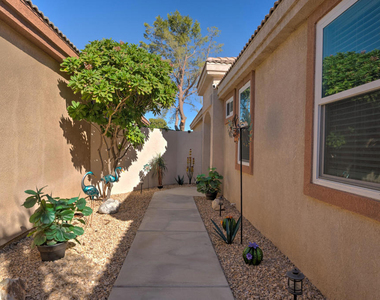 29578 W Laguna Drive - Photo Thumbnail 3