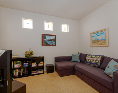 29488 W Laguna Drive - Photo Thumbnail 8