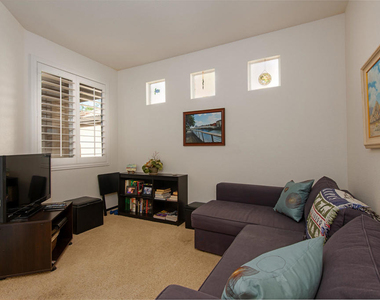 29488 W Laguna Drive - Photo Thumbnail 9