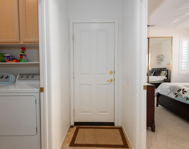 29488 W Laguna Drive - Photo Thumbnail 15