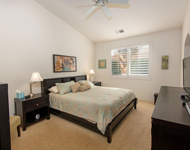 29488 W Laguna Drive - Photo Thumbnail 10