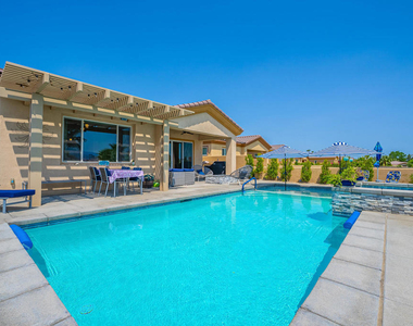 67385 Zuni Court - Photo Thumbnail 31