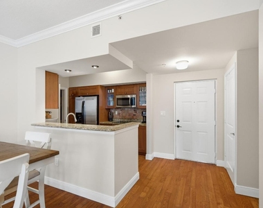 975 Nw Flagler Avenue - Photo Thumbnail 24