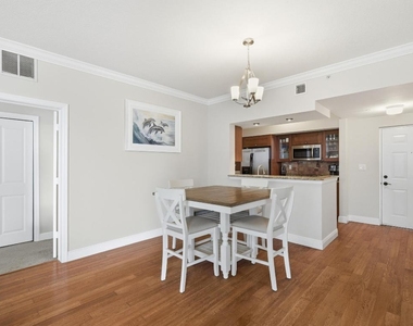 975 Nw Flagler Avenue - Photo Thumbnail 10