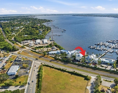 975 Nw Flagler Avenue - Photo Thumbnail 3