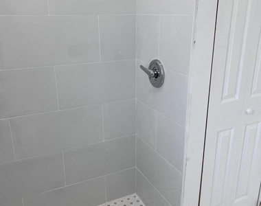 1015 S K Street - Photo Thumbnail 14
