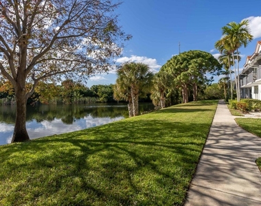 2044 Alta Meadows Lane - Photo Thumbnail 3