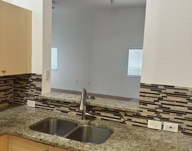 220 Crestwood Circle - Photo Thumbnail 23