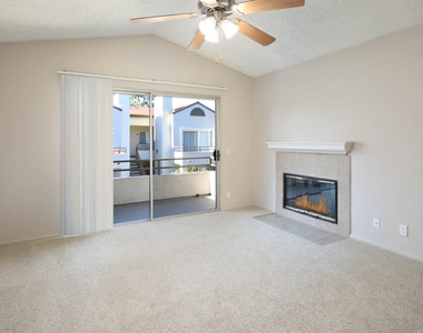 650 W. Broadway - Photo Thumbnail 7
