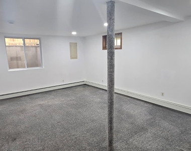 51 Peconic Street - Photo Thumbnail 5