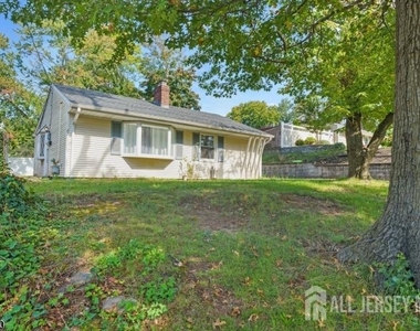 67 Woodland Avenue - Photo Thumbnail 12