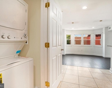 2027 N 15th Street - Photo Thumbnail 4