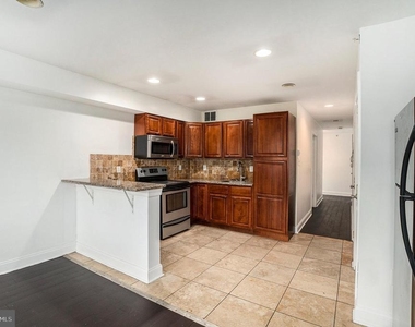 2027 N 15th Street - Photo Thumbnail 2