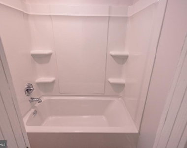 14 W High Street - Photo Thumbnail 11