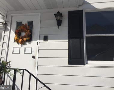 213 Laurel Avenue - Photo Thumbnail 2