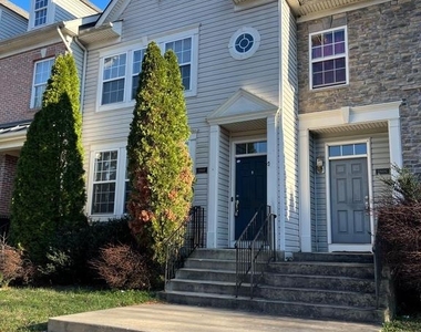 21910 Weeping Willow Lane - Photo Thumbnail 23
