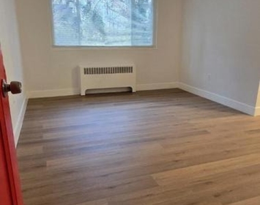 5601 Ne Nannie Helen Burroughs Avenue Ne - Photo Thumbnail 2