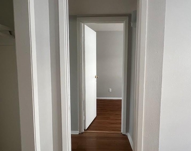 307 E 31st St - Photo Thumbnail 21