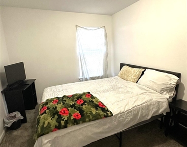 13609 Letti Ln - Photo Thumbnail 6