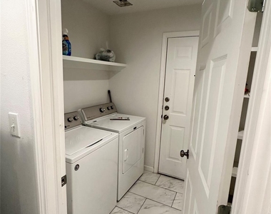 13609 Letti Ln - Photo Thumbnail 24